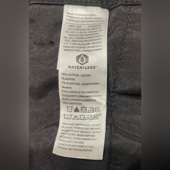 Levis Signature S67 Jeans Mens Black 30x32 Athletic Straight Leg
Zipper Pocket - Picture 8 of 10